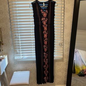 Target used floral dress. So comfy 58 inches long navy size small